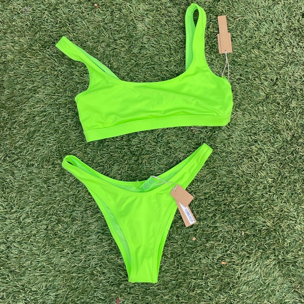 SKIMS bright neon green bikini set Size medium